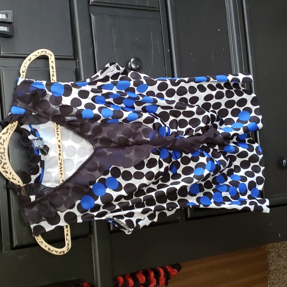 Size Large dressy top 💙